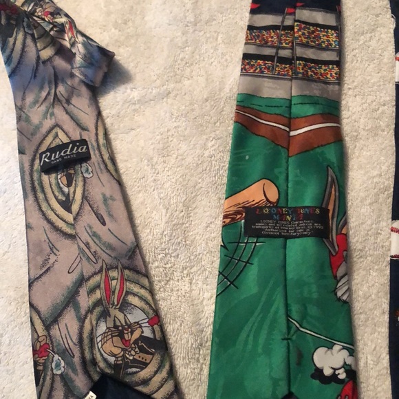 Two Vintage Looney Tunes Tues - Picture 3 of 3